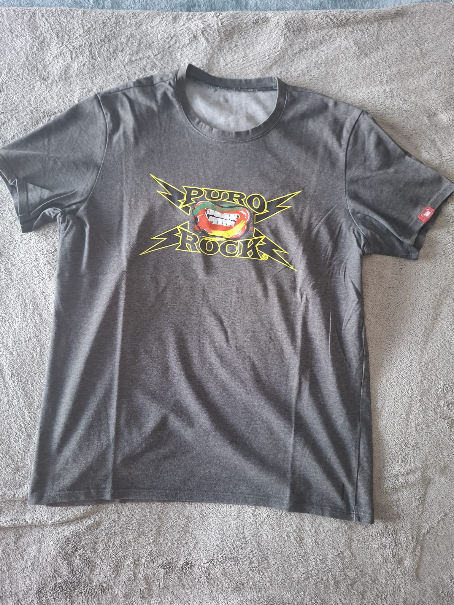 Merchandizing Puro Rock 8